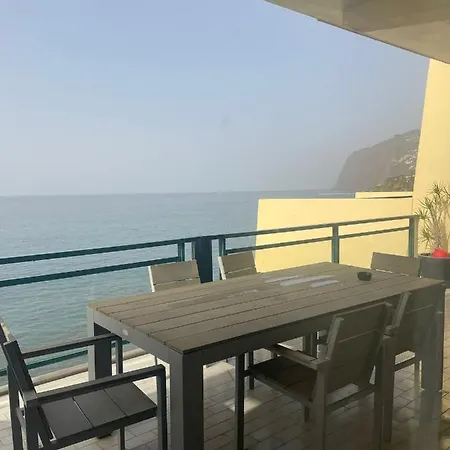 Sea Breeze Penthouse By Relax فونشال