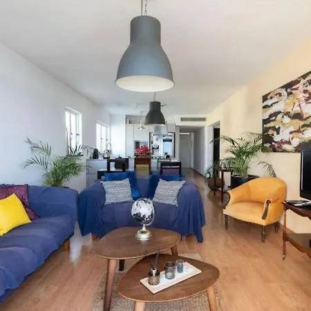 شقة Sea Breeze Penthouse By Relax *