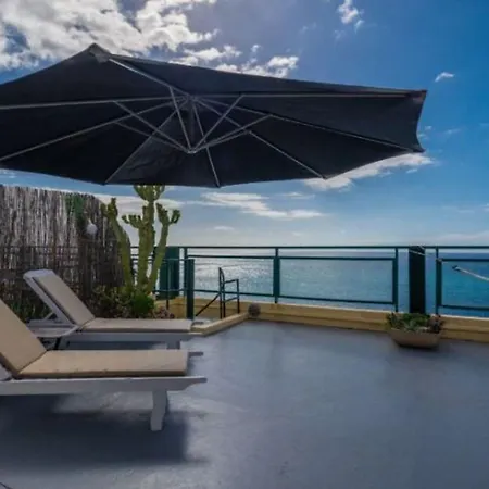 شقة Sea Breeze Penthouse By Relax *